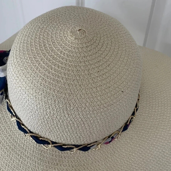 Ivory derby 🐎 floppy hat Napa wine tasting - Picture 4 of 7